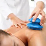 Cupping: Hvordan kan du bekæmpe appelsinhud med massage derhjemme?